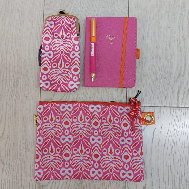 contenido caja profesor rosa fosfo