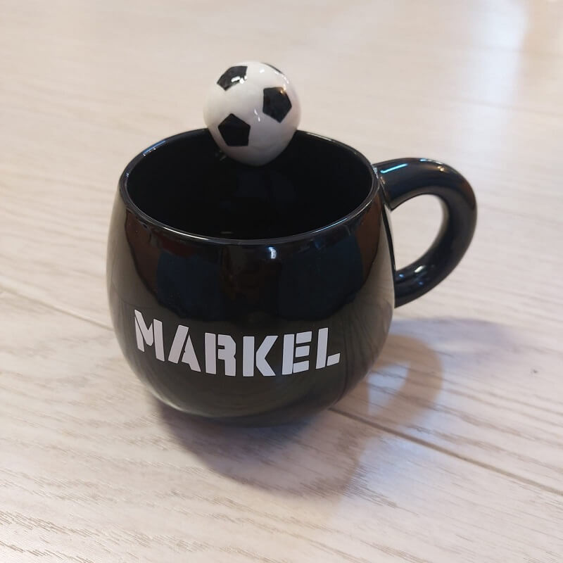 taza futbol personalizada