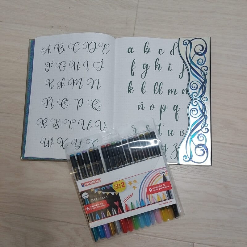 pack lettering de koloreak